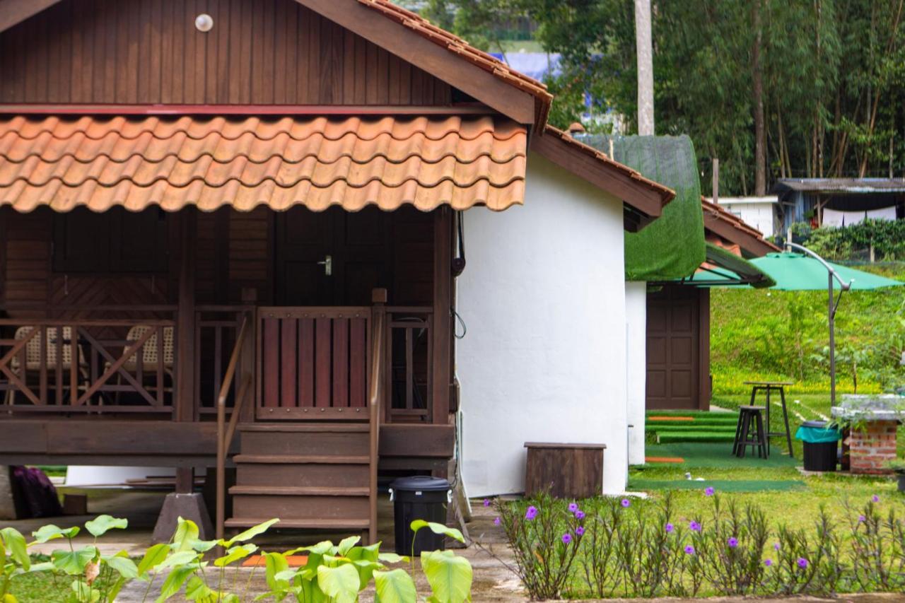 Genting Greenwoods Tiny Houses & Events Hall Dataran Tinggi Genting Bagian luar foto
